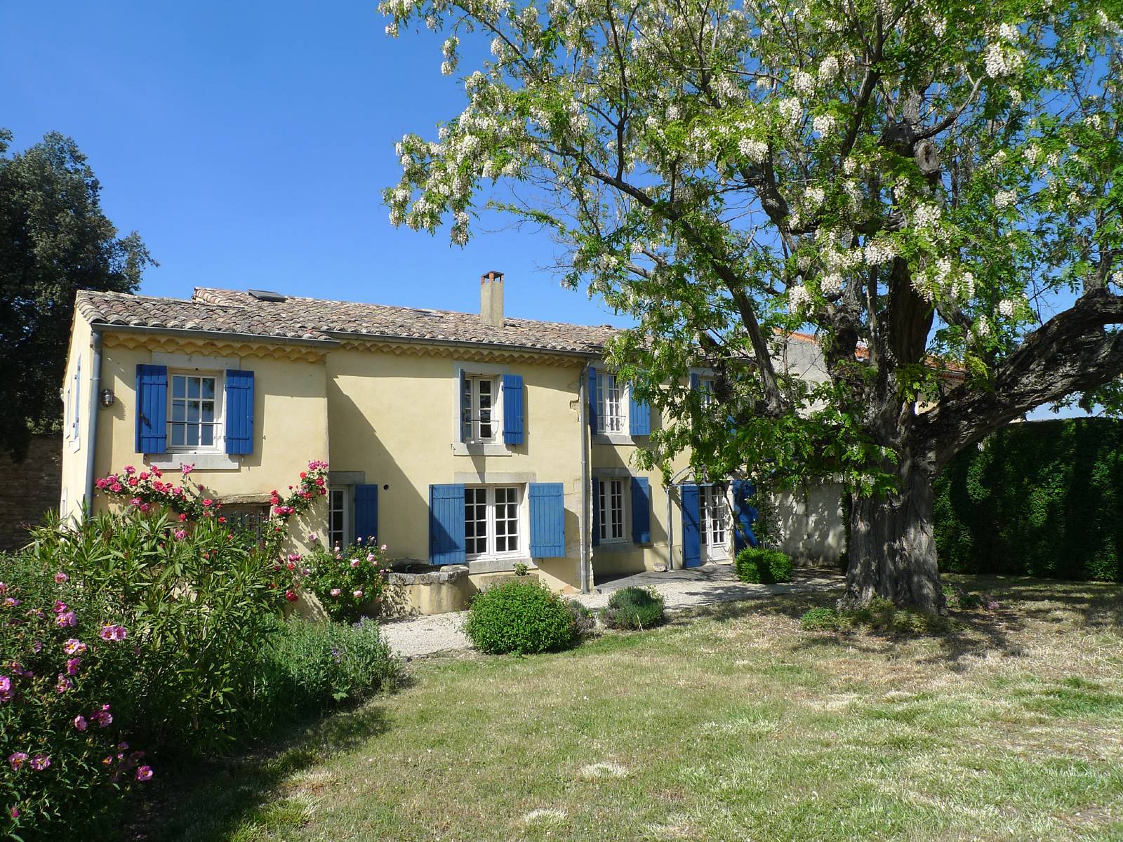 Mas restauré à vendre Vaucluse, Enclave des Papes à 1km du village- VENDU